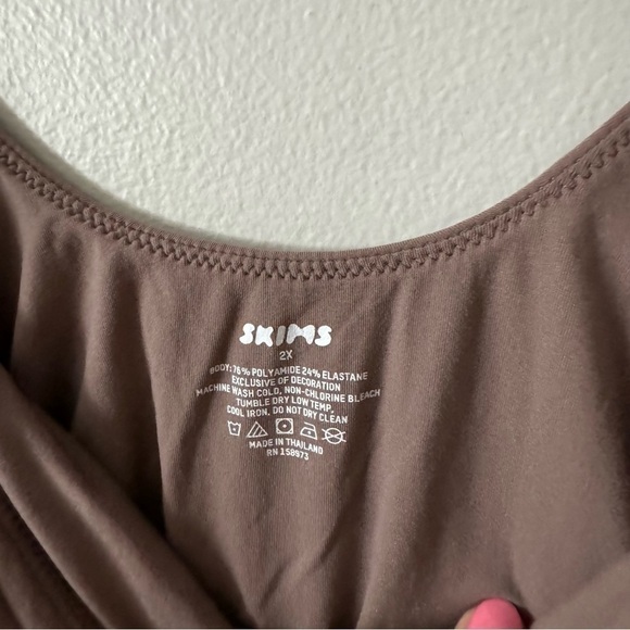 NWOT SKIMS FITS EVERYBODY SQUARE NECK BODYSUIT 2X jasper - Picture 5 of 6